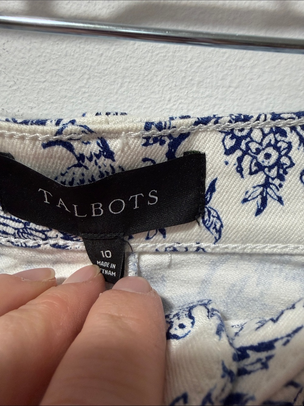 Talbots Womens Toile Bird Nature Blue White Mini Skirt 10 Nautical Preppy Artsy - Picture 3 of 8